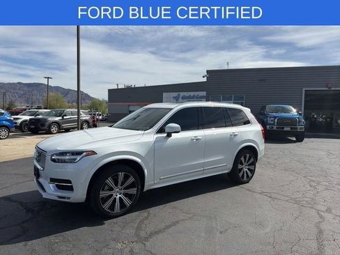 Used 2024 Volvo XC90 B5 Plus AWD/4WD image 12