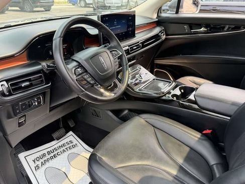 Used 2022 Lincoln Nautilus Reserve AWD/4WD image 12