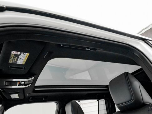 Used 2025 Lexus GX 550 image 39