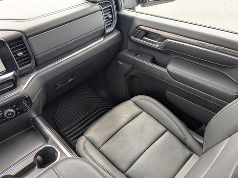 Used 2024 Chevrolet Silverado 2500 LTZ image 19