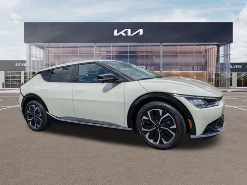 Certified 2023 Kia EV6 Wind w/ Wind Technology Package RWD image 2