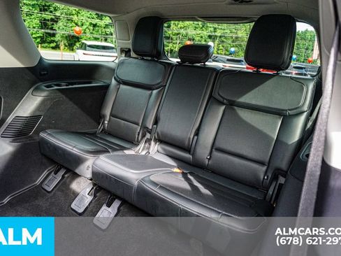 Used 2025 Ford Expedition Platinum AWD/4WD image 21