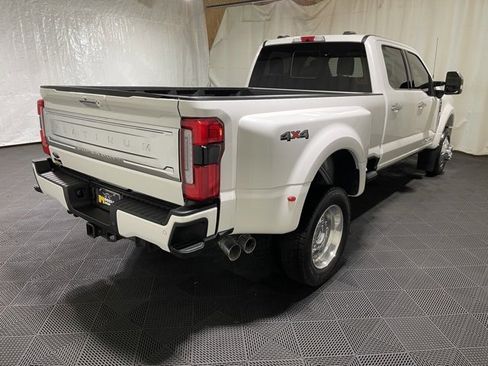 Used 2024 Ford F450 Platinum image 4