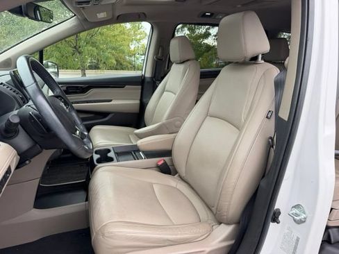Used 2023 Honda Odyssey Touring image 24