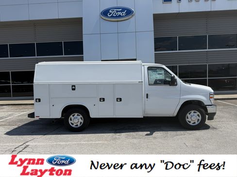 New 2026 Ford E-350 and Econoline 350 Super Duty w/ Power Equipment Group RWD image 2