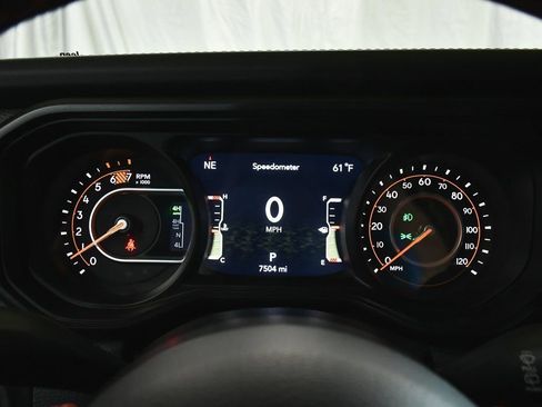 Used 2024 Jeep Wrangler Unlimited Rubicon 392 image 38