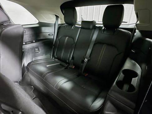 Used 2025 MAZDA CX-90 3.3 Turbo w/ Select Package AWD/4WD image 29