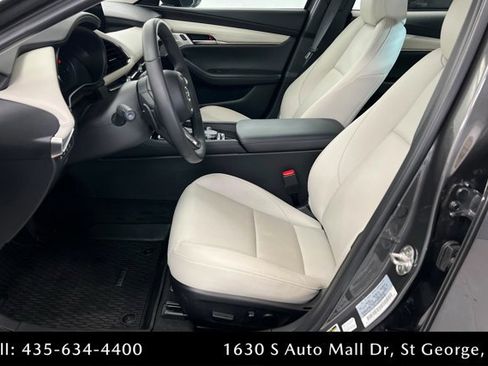 Certified 2025 MAZDA MAZDA3 2.5 Turbo Sedan w/Premium Plus image 17