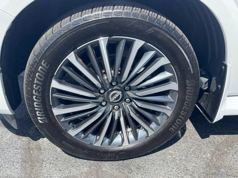Certified 2025 Nissan Armada Platinum Reserve AWD/4WD image 26