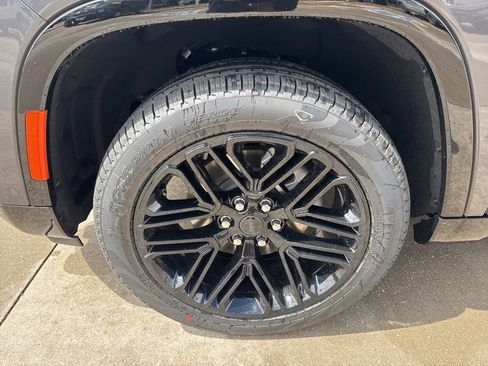 New 2026 Jeep Grand Wagoneer Limited AWD/4WD image 6