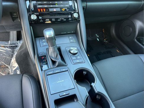 Certified 2023 Lexus IS 300 AWD w/ Premium Package image 32