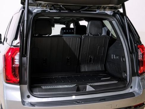 Used 2026 GMC Yukon AT4 w/ AT4 Premium Plus Package AWD/4WD image 40