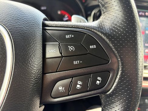 Used 2023 Dodge Durango R/T w/ Blacktop Package AWD/4WD image 26