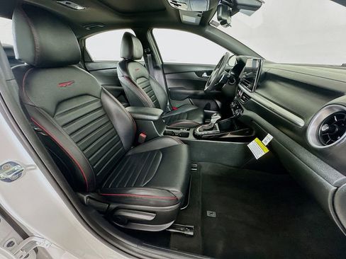Certified 2023 Kia Forte GT w/ GT2 Package image 7