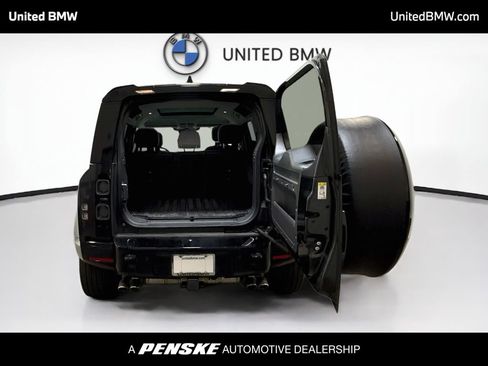 Used 2025 Land Rover Defender 110 V8 AWD/4WD image 21