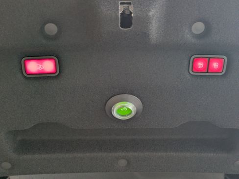 New 2026 Mercedes-Benz Maybach SL 680 image 13