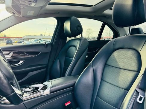 Used 2017 Mercedes-Benz C 300 4MATIC Sedan w/ Premium 3 Package image 9