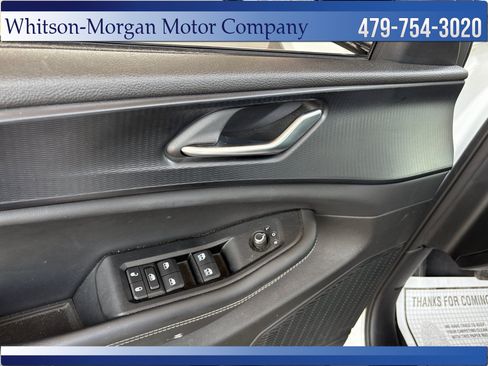 Used 2023 Jeep Grand Cherokee L Laredo RWD image 12