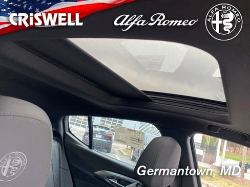 New 2024 Alfa Romeo Tonale Veloce image 41