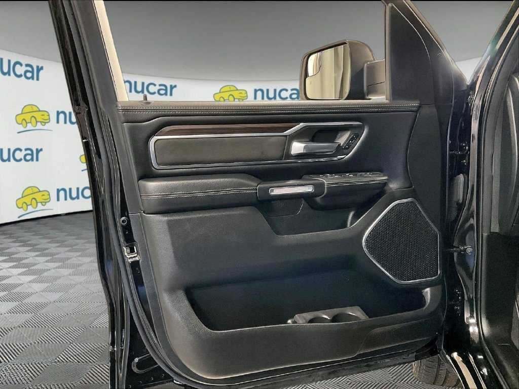 Used 2025 RAM 1500 Laramie w/ Sport Appearance Package AWD/4WD image 9