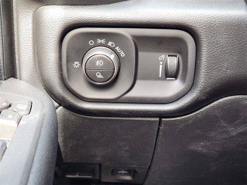 New 2026 RAM 2500 Tradesman image 32