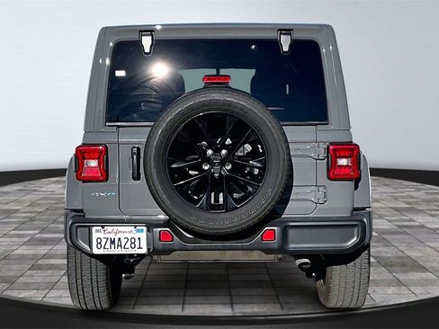 Used 2021 Jeep Wrangler Unlimited Sahara w/ Cold Weather Group image 5