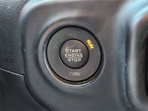 Used 2021 Jeep Wrangler Unlimited Sahara image 15