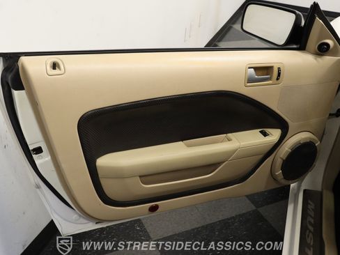 Used 2007 Ford Mustang GT image 33