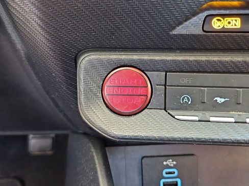 Used 2024 Ford Mustang Convertible image 21