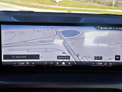 Used 2025 BMW 330i Sedan RWD image 15