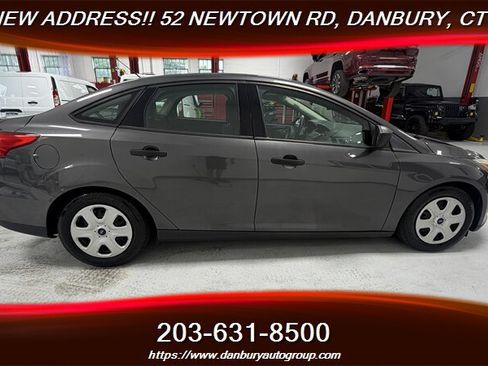 Used 2015 Ford Focus S FWD image 6