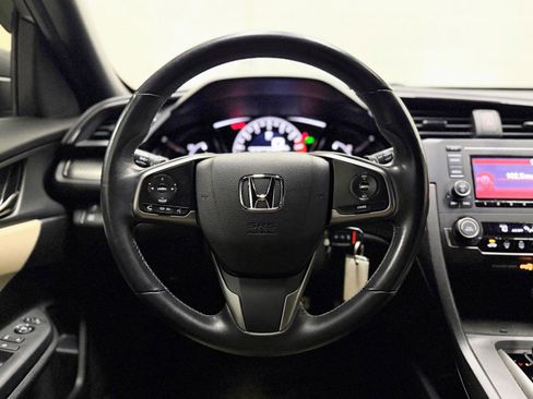 Used 2018 Honda Civic Sport image 18
