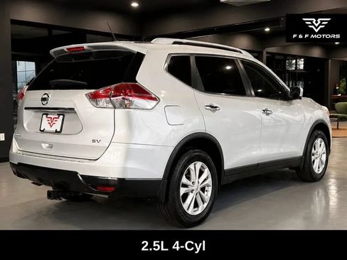 Used 2015 Nissan Rogue SV w/ SV Premium Package FWD image 3