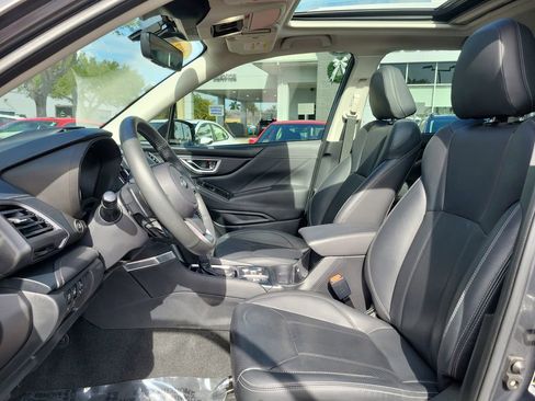 Used 2023 Subaru Forester Touring image 22