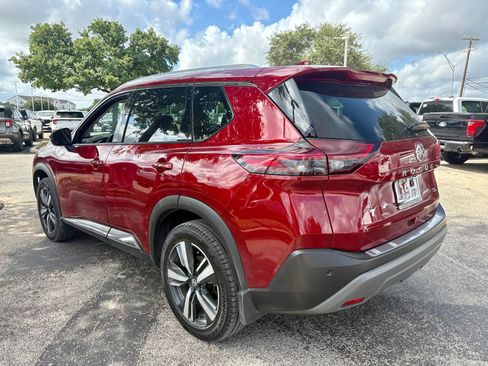 Used 2021 Nissan Rogue SL w/ Premium Package FWD image 5
