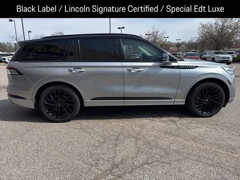 Used 2024 Lincoln Aviator Black Label image 11