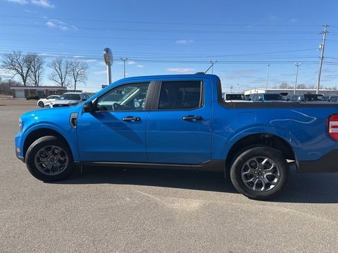 Certified 2025 Ford Maverick XLT w/ XLT Luxury Package image 28