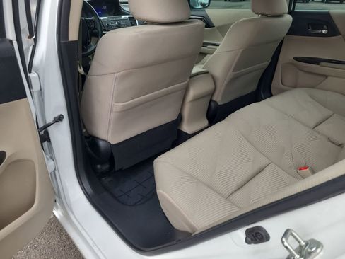 Used 2016 Honda Accord LX image 20