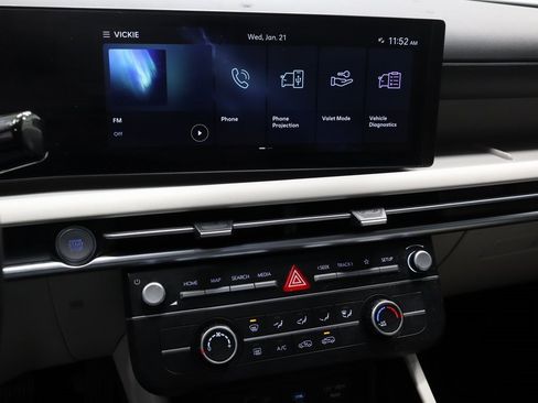 Certified 2025 Hyundai Tucson SE image 31