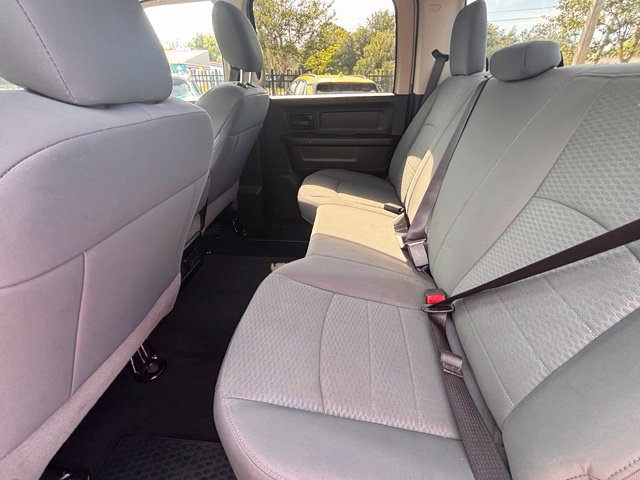 Used 2018 RAM 1500 Express w/ Express Value Package RWD image 21