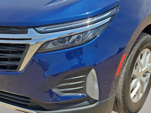 Used 2022 Chevrolet Equinox LT FWD image 9
