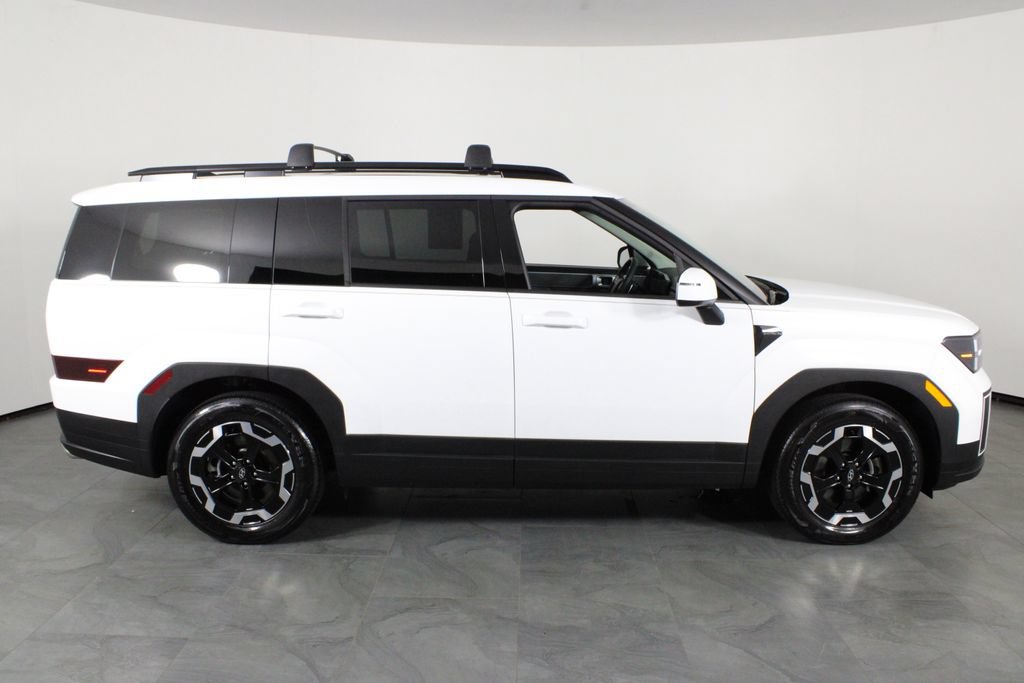 Used 2026 Hyundai Santa Fe SEL FWD image 12