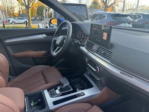 Certified 2024 Audi Q5 2.0T Prestige image 29