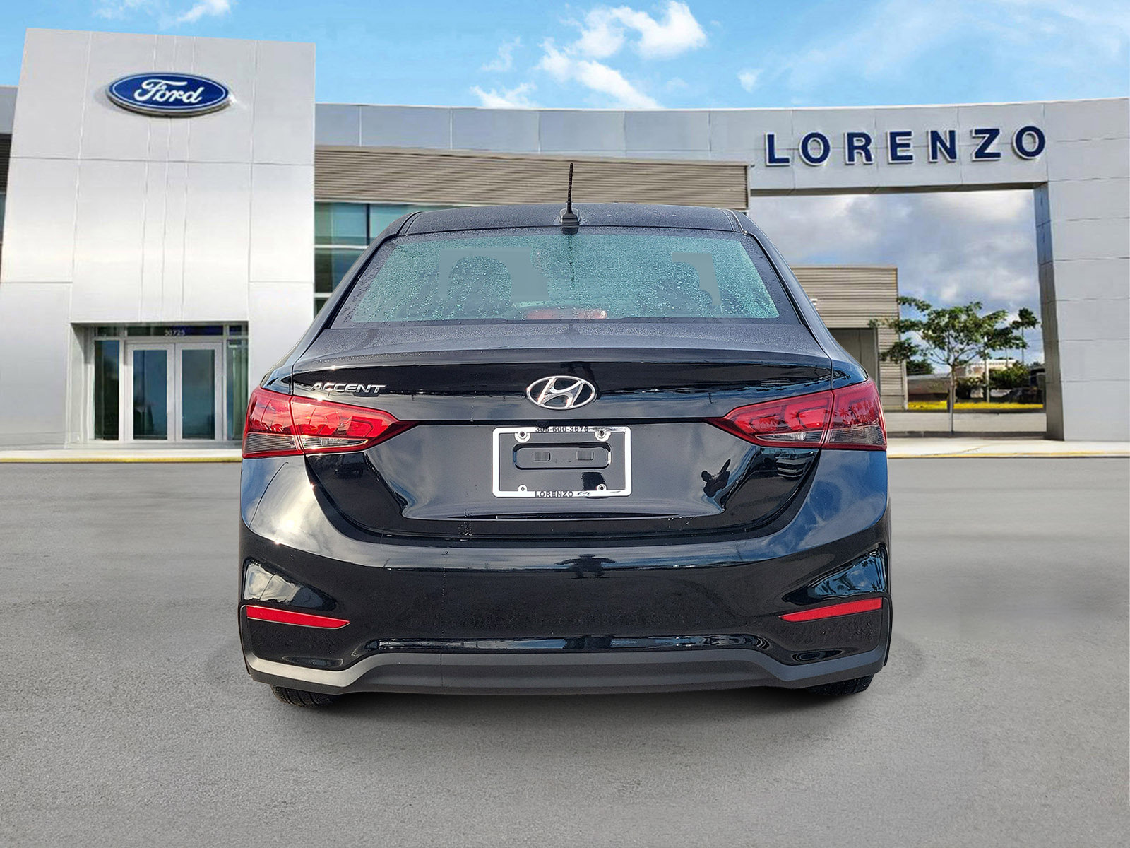 Used 2022 Hyundai Accent SEL FWD image 6