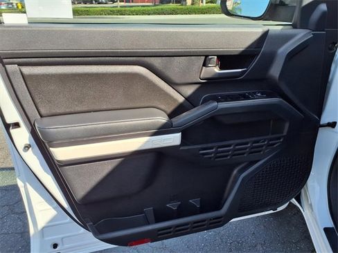 Used 2024 Toyota Tacoma TRD Off-Road image 11