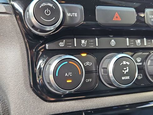 Used 2022 RAM 2500 Tradesman AWD/4WD image 20