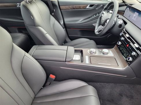 New 2026 Genesis G80 2.5T Advanced image 13