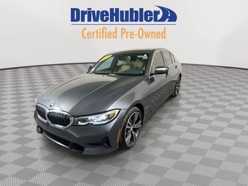 Used 2022 BMW 330i xDrive Sedan w/ Driving Assistance Package image 4