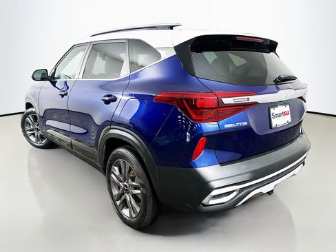 Certified 2023 Kia Seltos S w/ Navigation Package FWD image 5