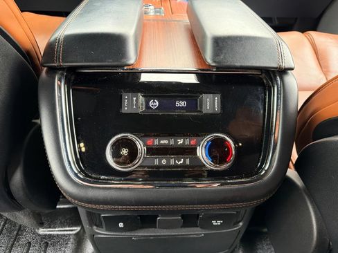 Used 2019 Lincoln Navigator L Reserve w/ Cargo Package AWD/4WD image 23